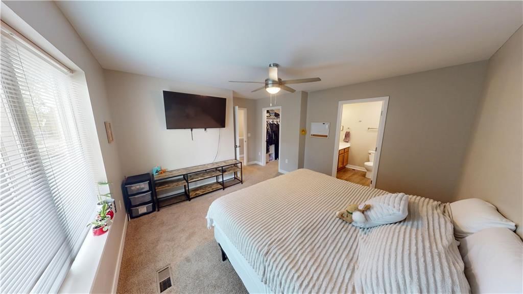 Photo 19 of 33 - 2355 E 27th Street, Kansas City, MO 64109