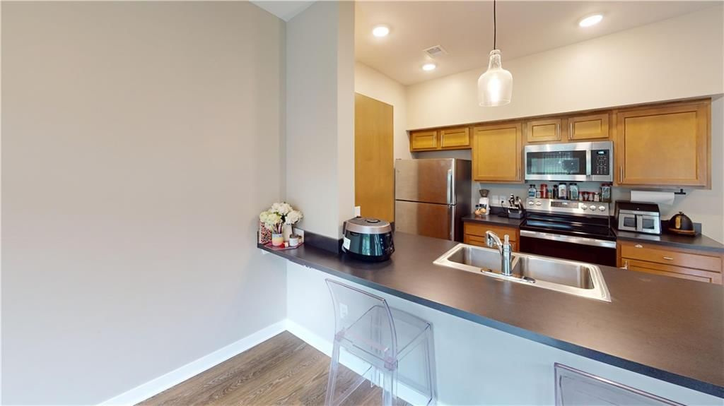 Photo 28 of 33 - 2355 E 27th Street, Kansas City, MO 64109