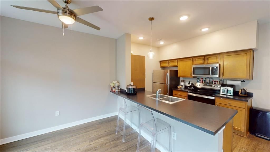 2355 E 27th Street, Kansas City, MO: listing photo 3