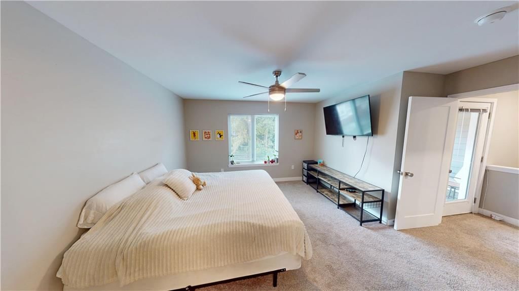 Photo 22 of 33 - 2355 E 27th Street, Kansas City, MO 64109
