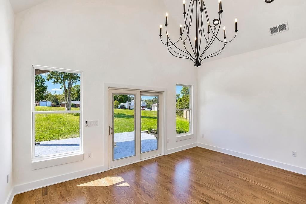 Photo 9 of 49 - 2738 N 86th Terrace, Kansas City, KS 66109