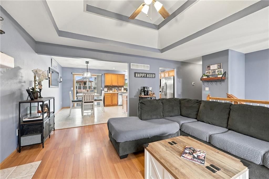 1010 E 16th Street — photo 9