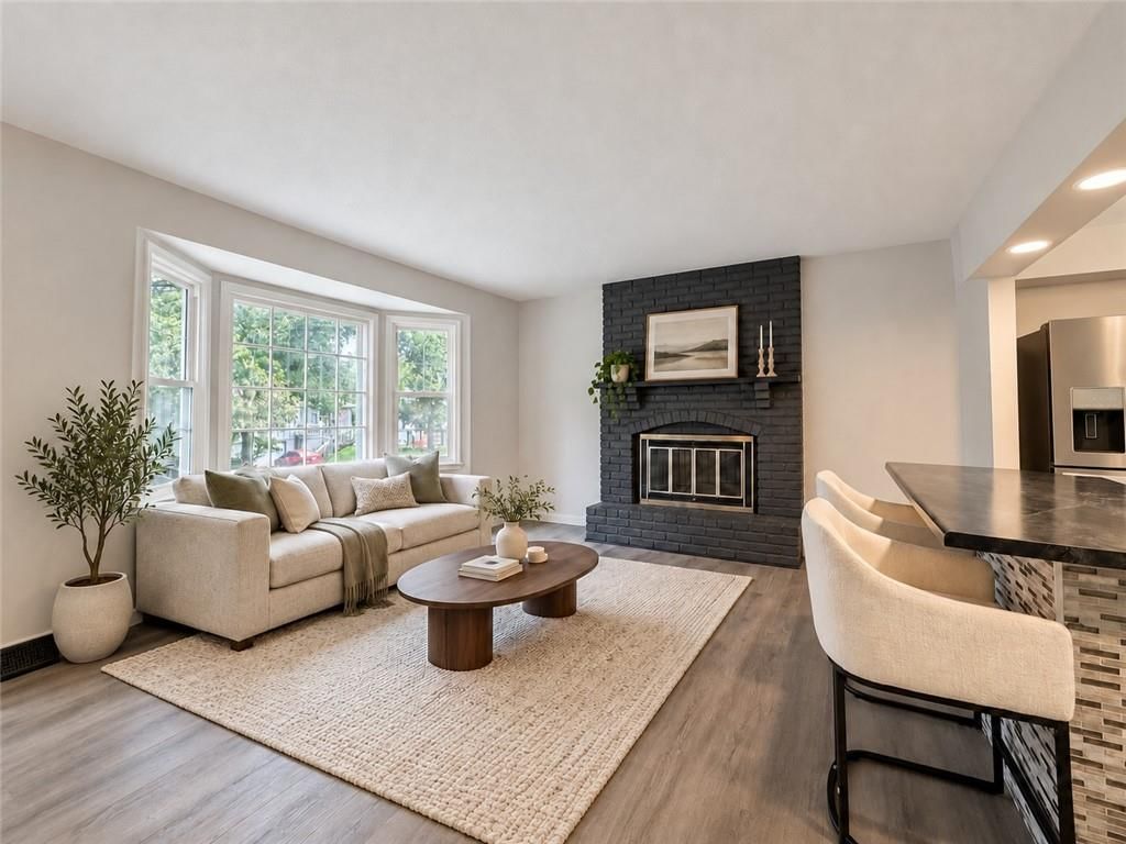 7701 E 90th Terrace, Kansas City, MO: listing photo 3