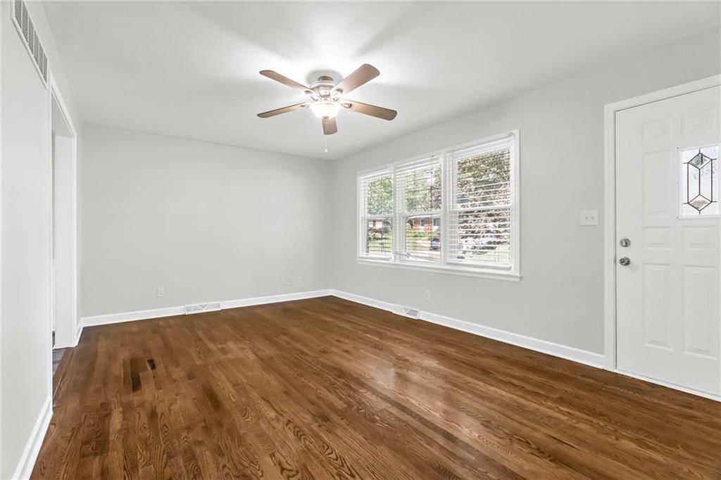 7644 NW Milrey Drive — photo 8