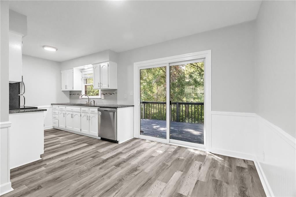7644 NW Milrey Drive — photo 10