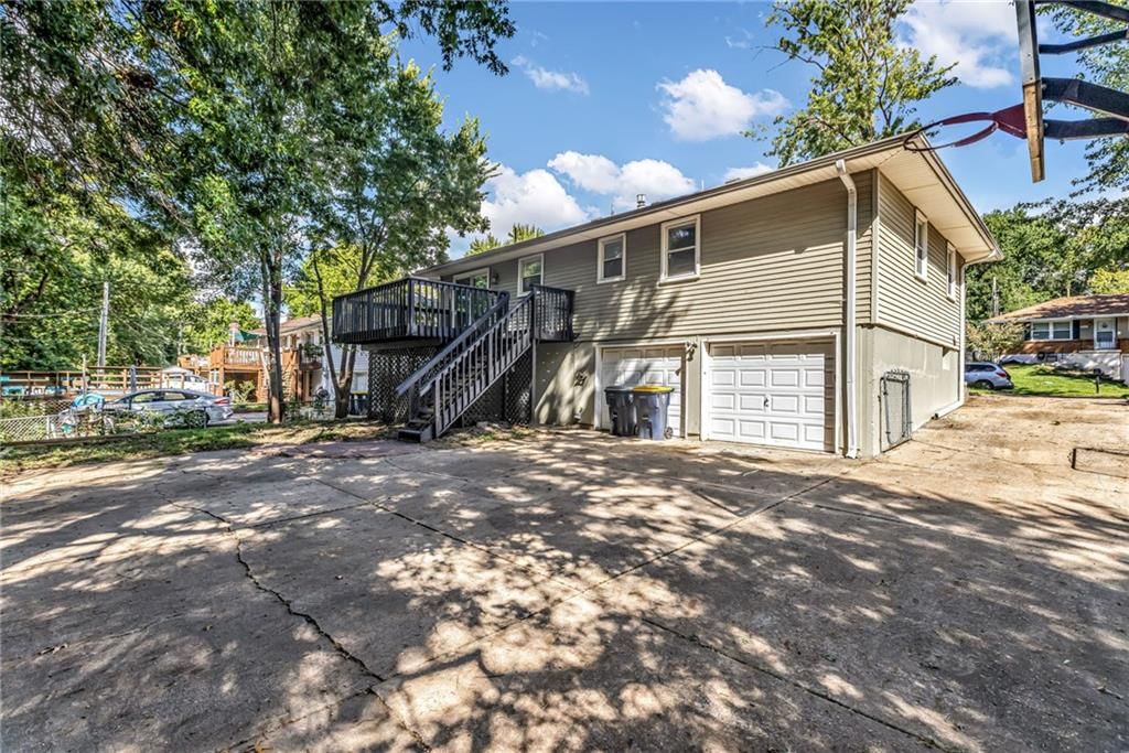 7644 NW Milrey Drive — photo 28