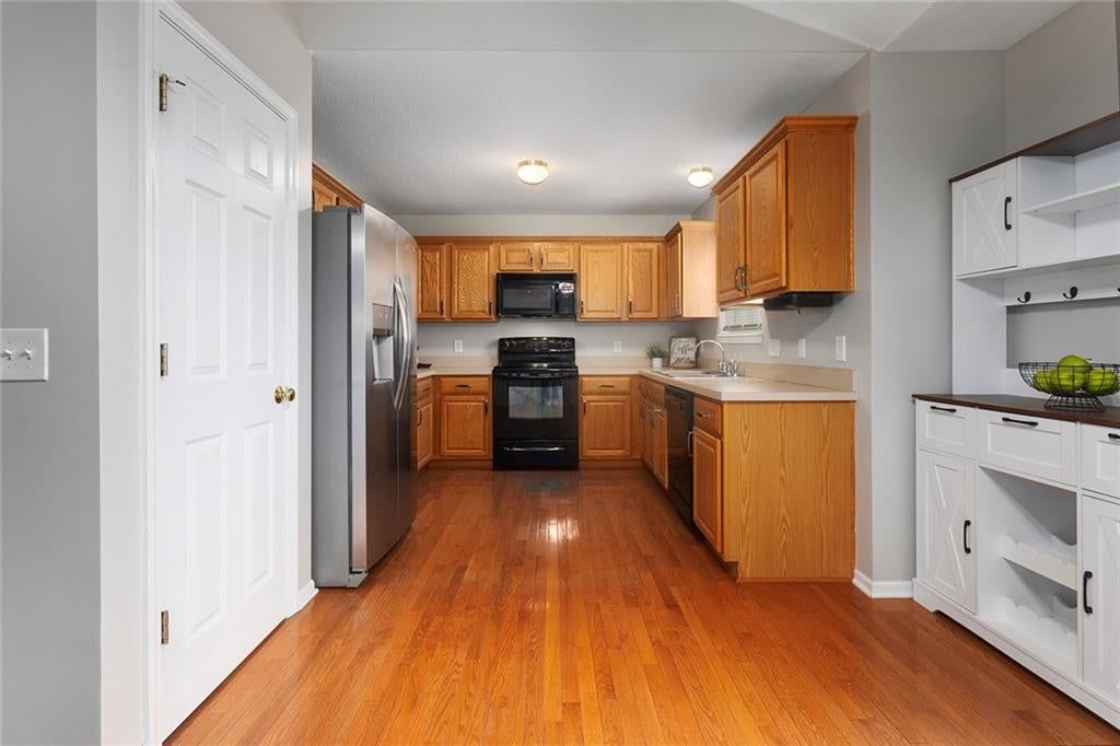 625 Midjay Drive — photo 5