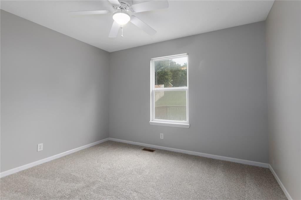 625 Midjay Drive — photo 13