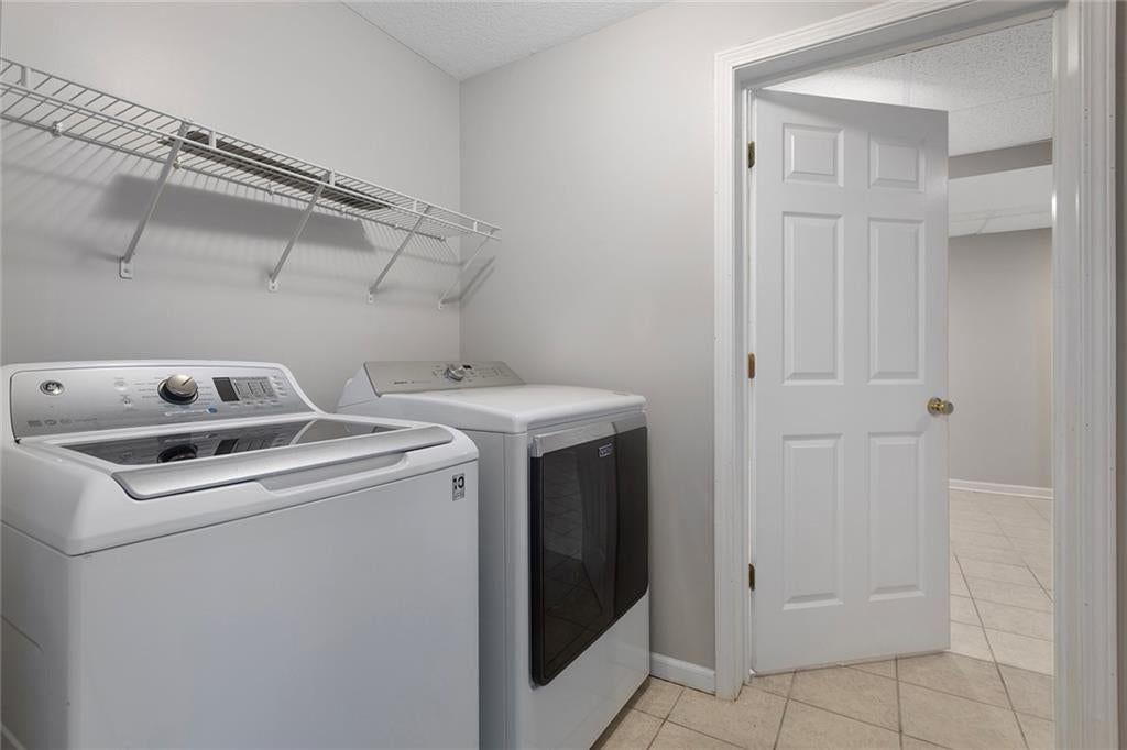 625 Midjay Drive — photo 17