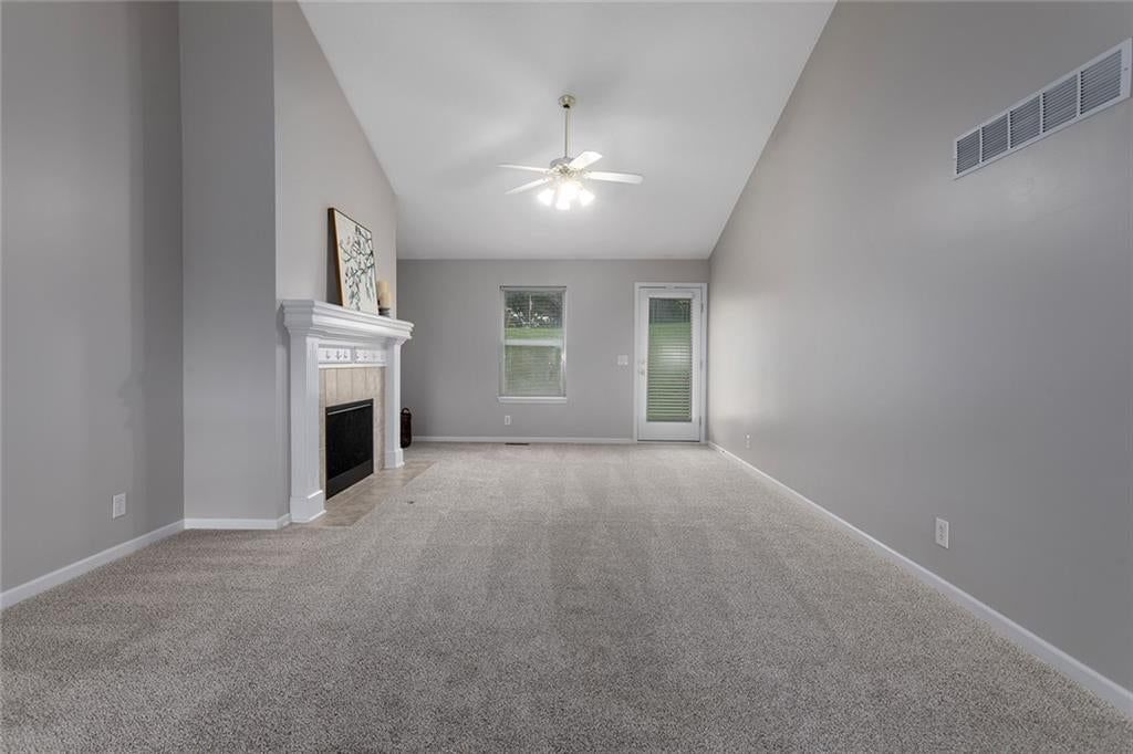 625 Midjay Drive, Liberty, MO: listing photo 2