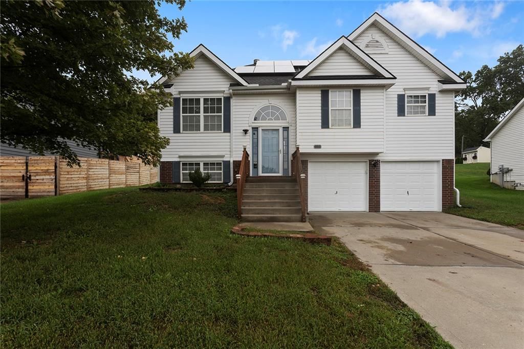 625 Midjay Drive, Liberty, MO