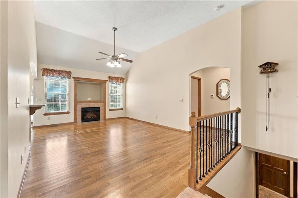1301 SW 7th Street, Oak Grove, MO
