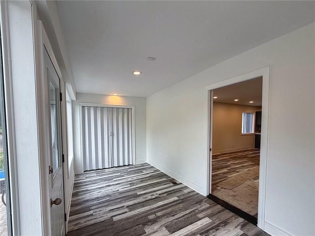 1033 Tenny Avenue — photo 16