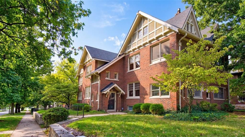 3538 Cherry Street, Kansas City, MO: listing photo 2