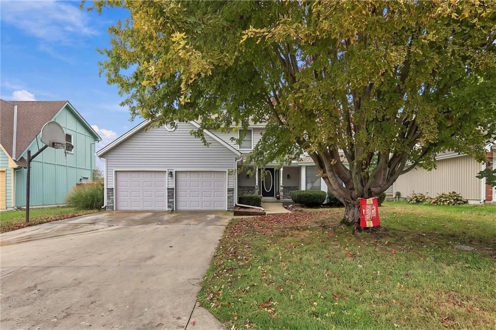 16207 Spring Valley Road, Belton, MO