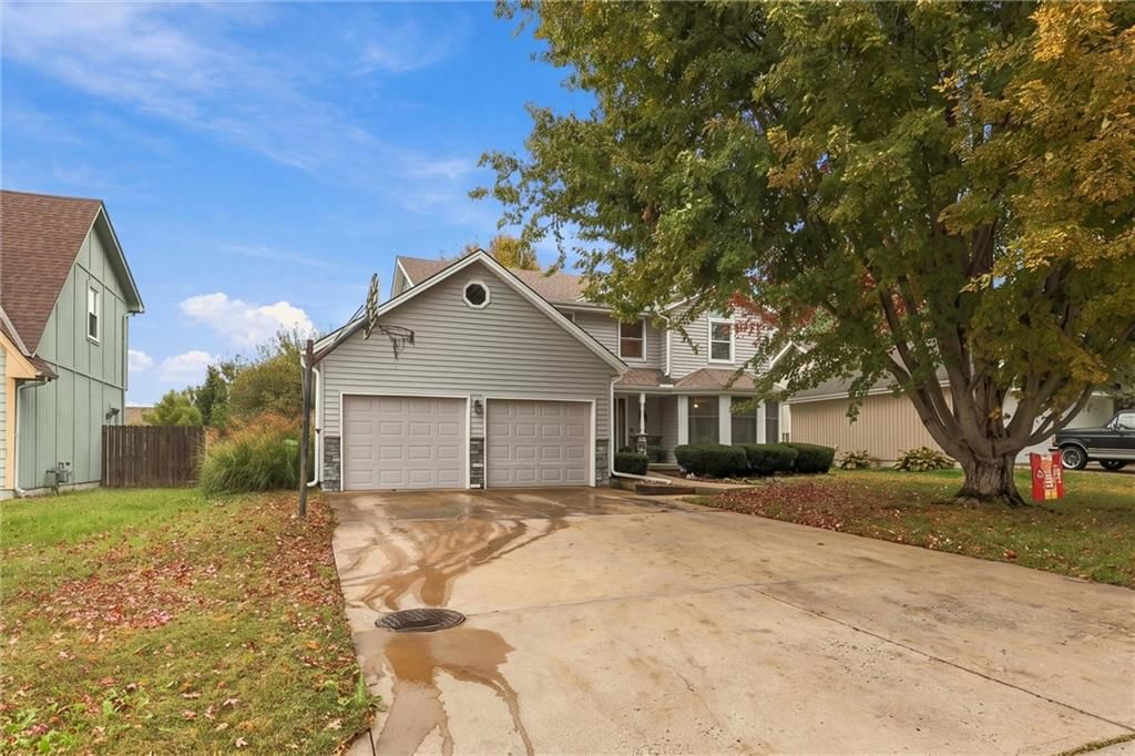 16207 Spring Valley Road, Belton, MO: listing photo 2
