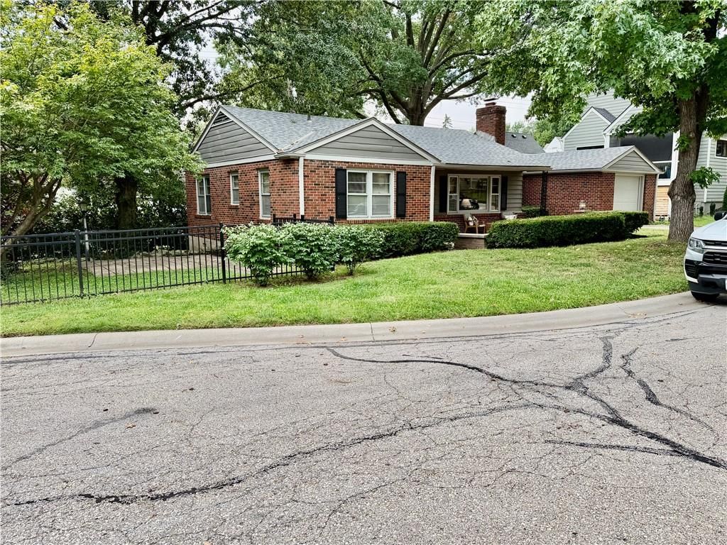 2525 W 50th Terrace — photo 3