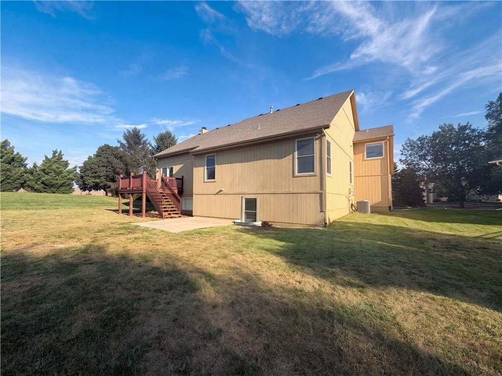 Photo 22 of 22 - 7825 W 143rd Place, Overland Park, KS 66223