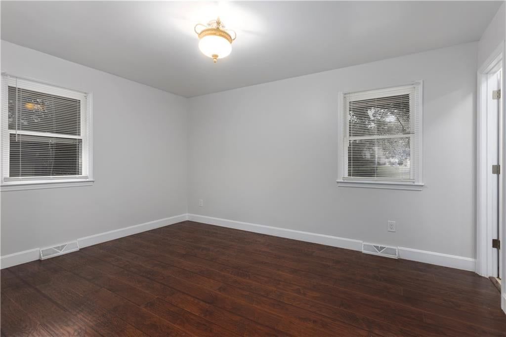 12816 WINCHESTER Avenue — photo 10