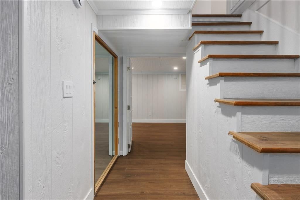 12816 WINCHESTER Avenue — photo 16