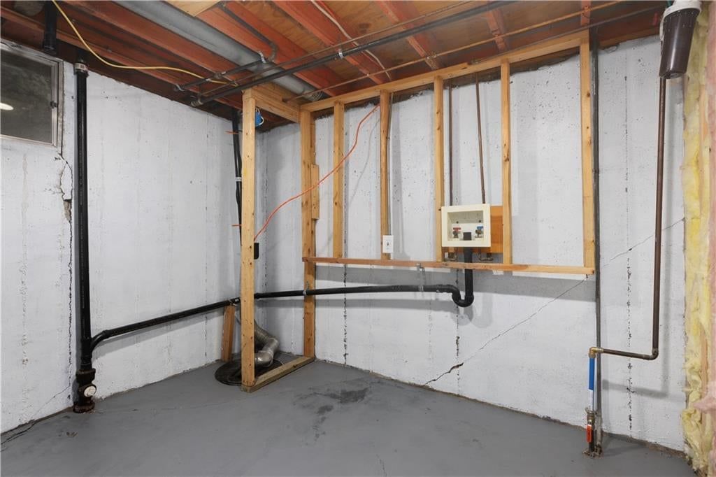 12816 WINCHESTER Avenue — photo 19