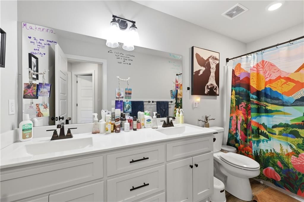 Photo 19 of 42 - 23510 E 11th Terrace S, Independence, MO 64056