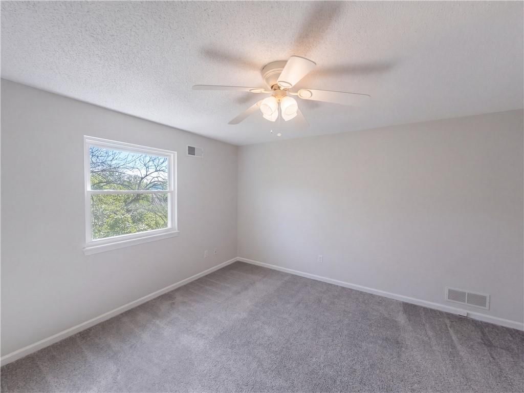 10002 W 86th Street — photo 6