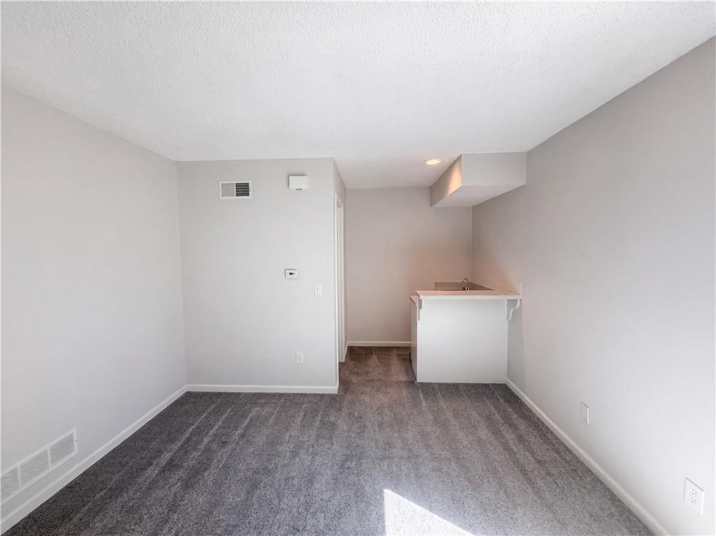 10002 W 86th Street — photo 12