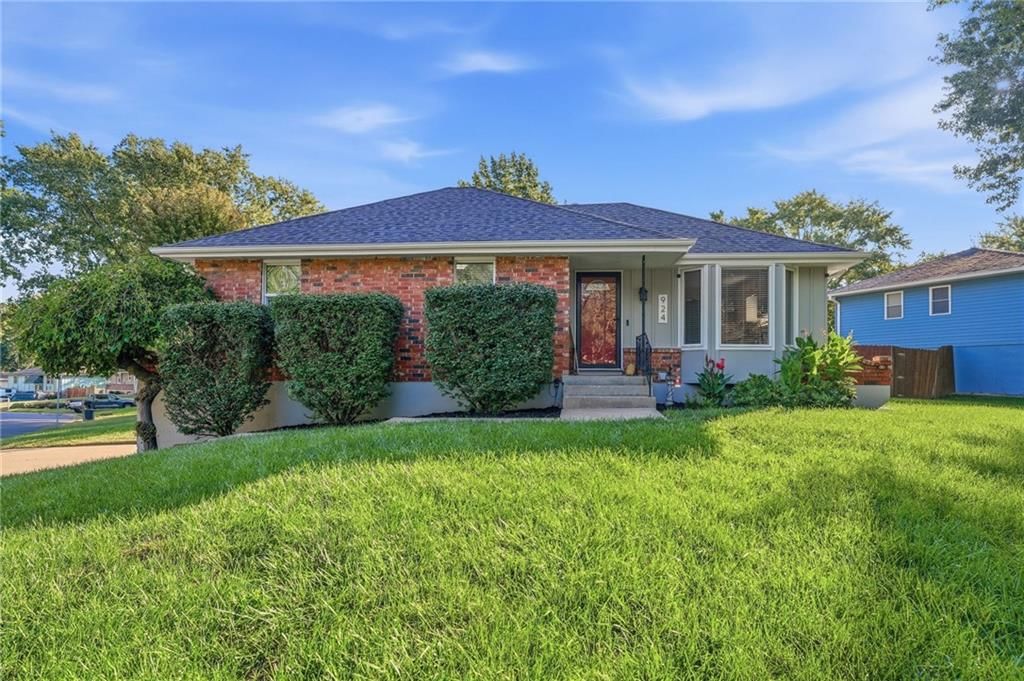 924 SW Speas Drive — photo 1