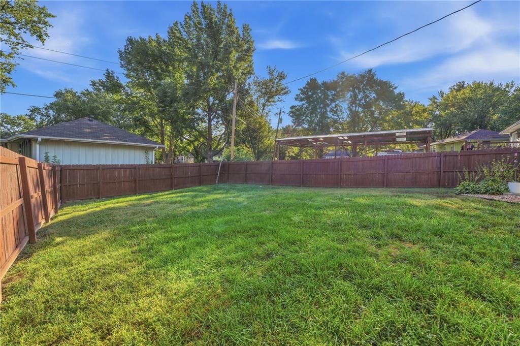 924 SW Speas Drive — photo 32
