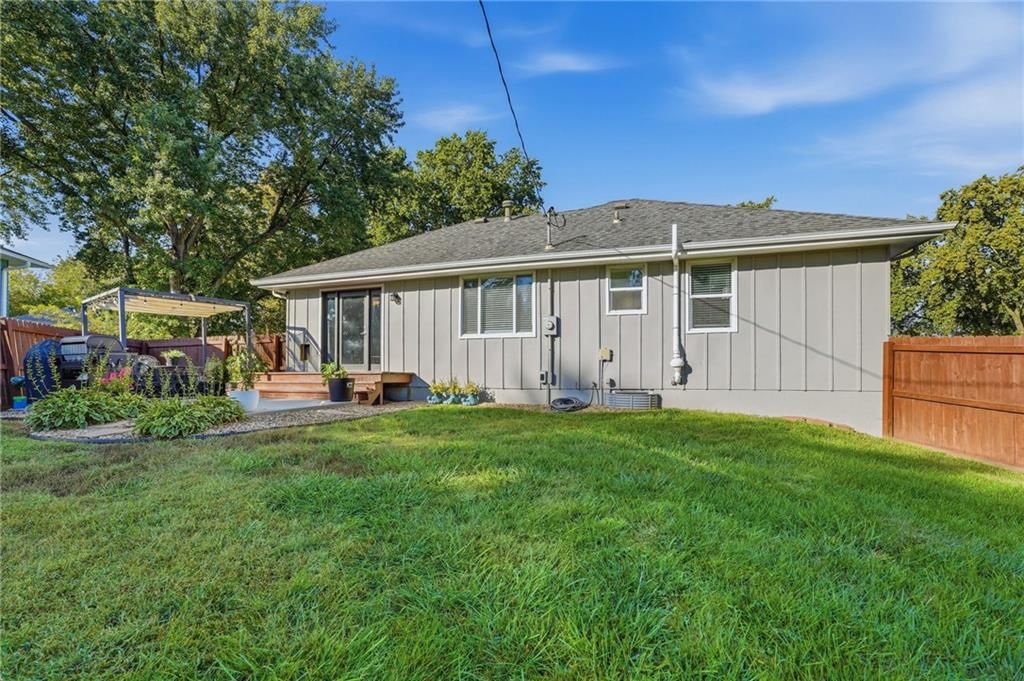 924 SW Speas Drive — photo 33