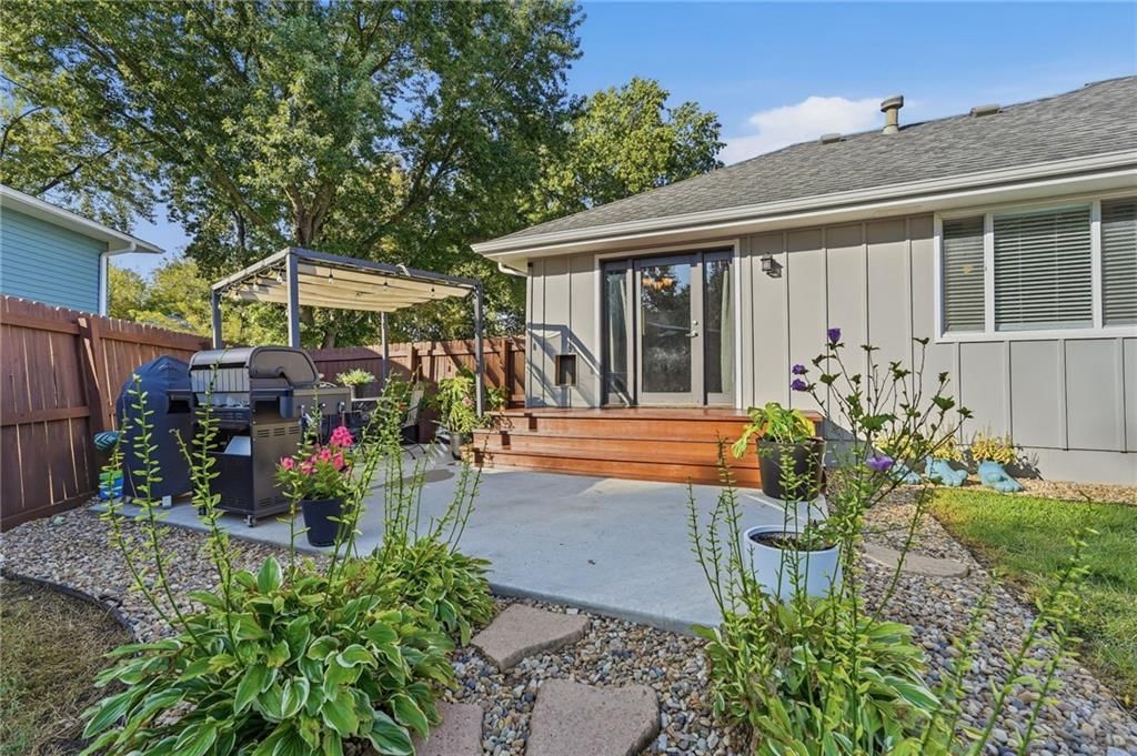 924 SW Speas Drive — photo 34