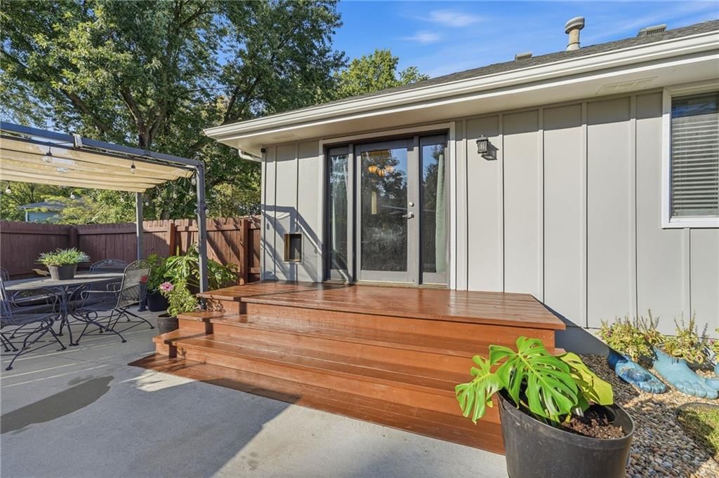 924 SW Speas Drive — photo 36