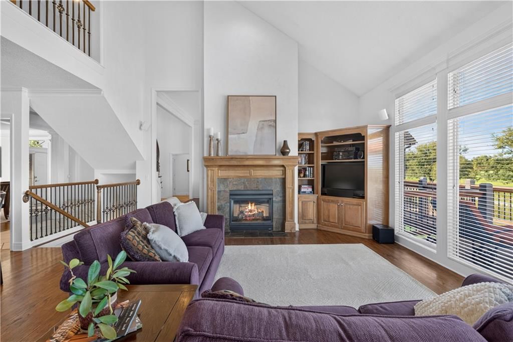 Photo 13 of 76 - 13816 Horton Drive, Overland Park, KS 66223