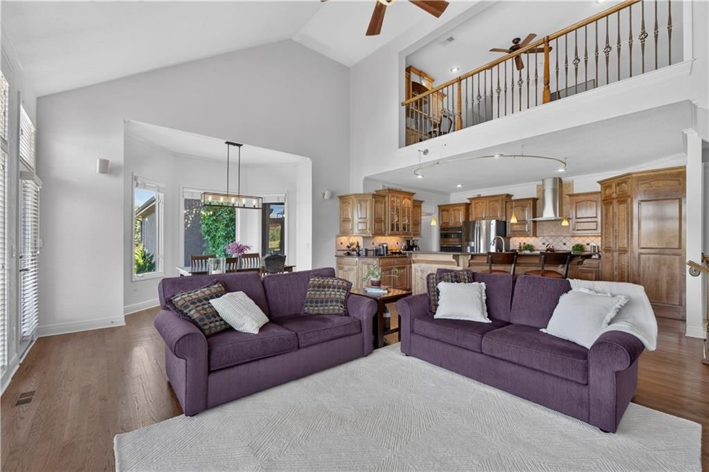 Photo 16 of 76 - 13816 Horton Drive, Overland Park, KS 66223