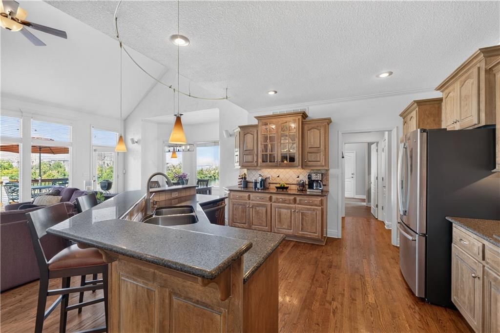 Photo 23 of 76 - 13816 Horton Drive, Overland Park, KS 66223