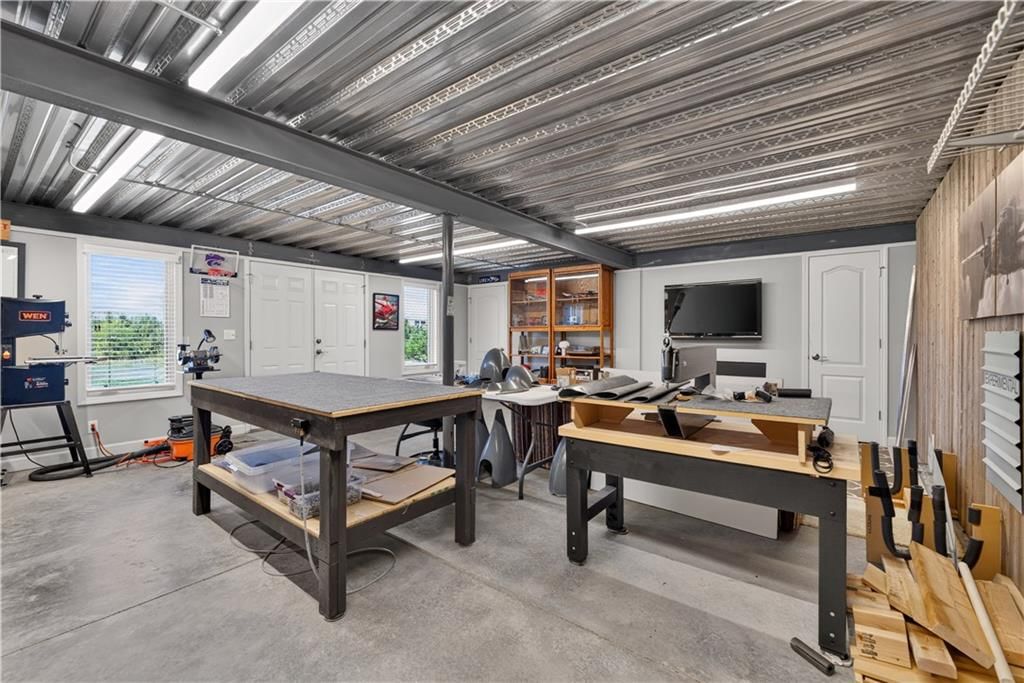 Photo 55 of 76 - 13816 Horton Drive, Overland Park, KS 66223