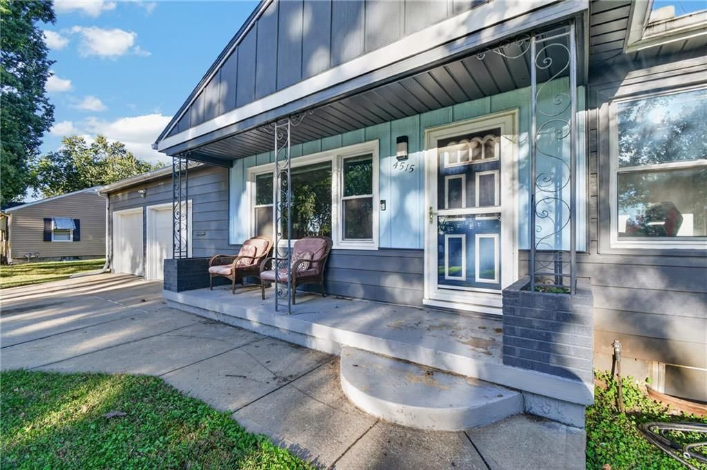 Covered front porch at 4515 Crisp Avenue, Kansas City, MO 64133