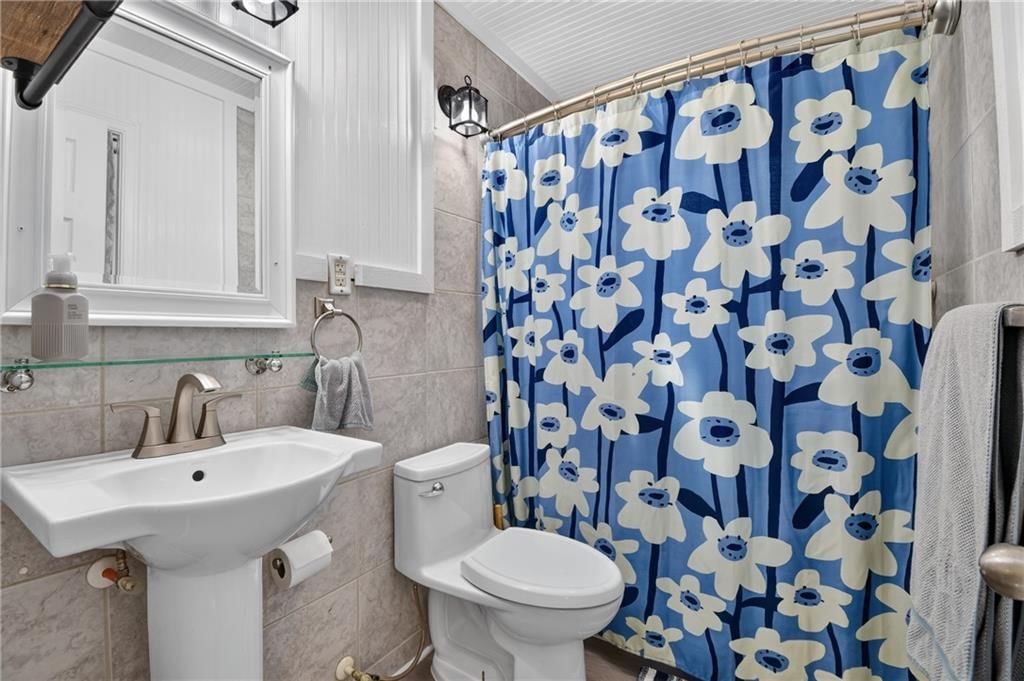 Photo 16 of 29 - 4515 Crisp Avenue, Kansas City, MO 64133