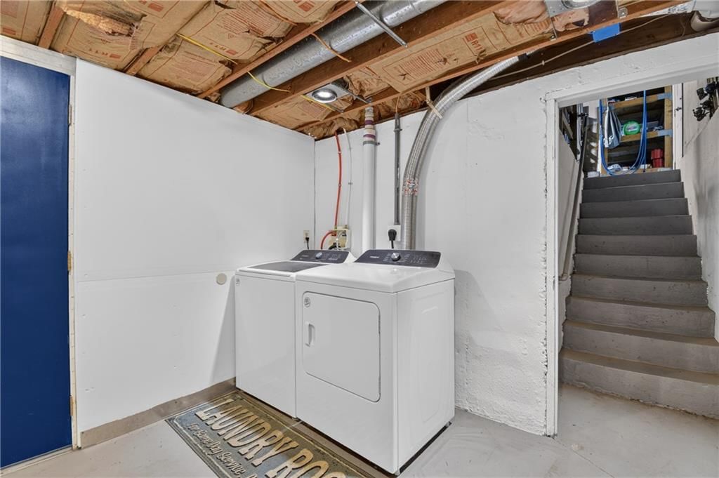 Photo 21 of 29 - 4515 Crisp Avenue, Kansas City, MO 64133