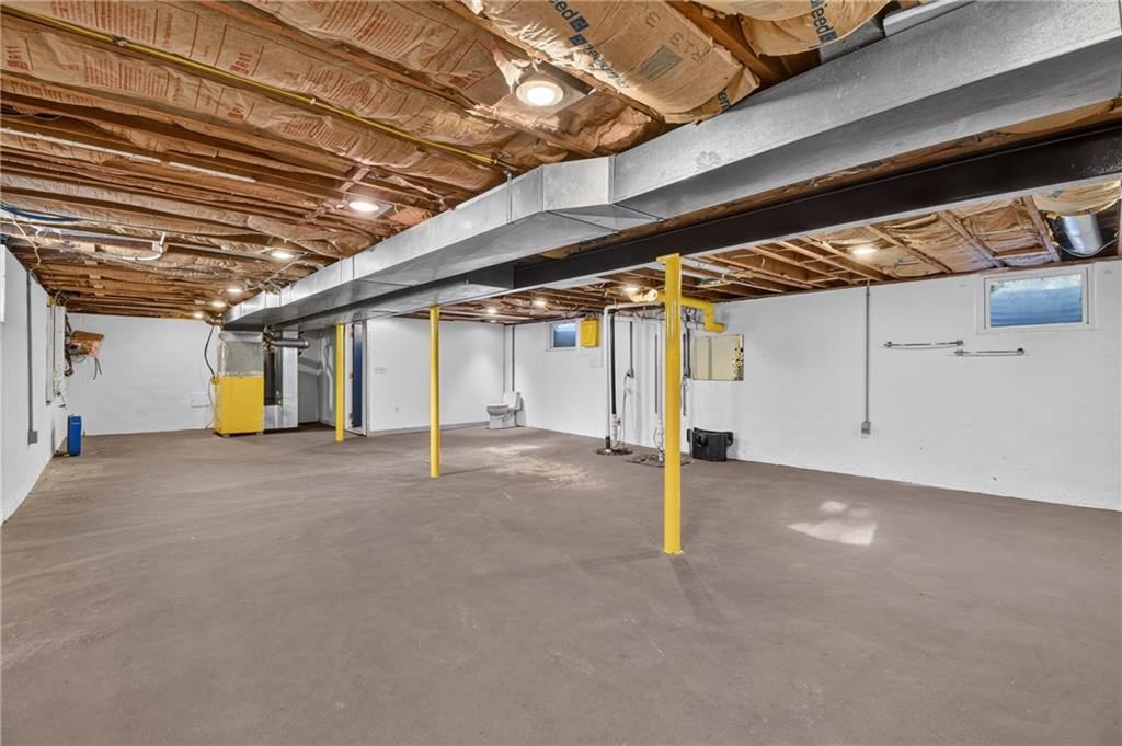 Photo 23 of 29 - 4515 Crisp Avenue, Kansas City, MO 64133