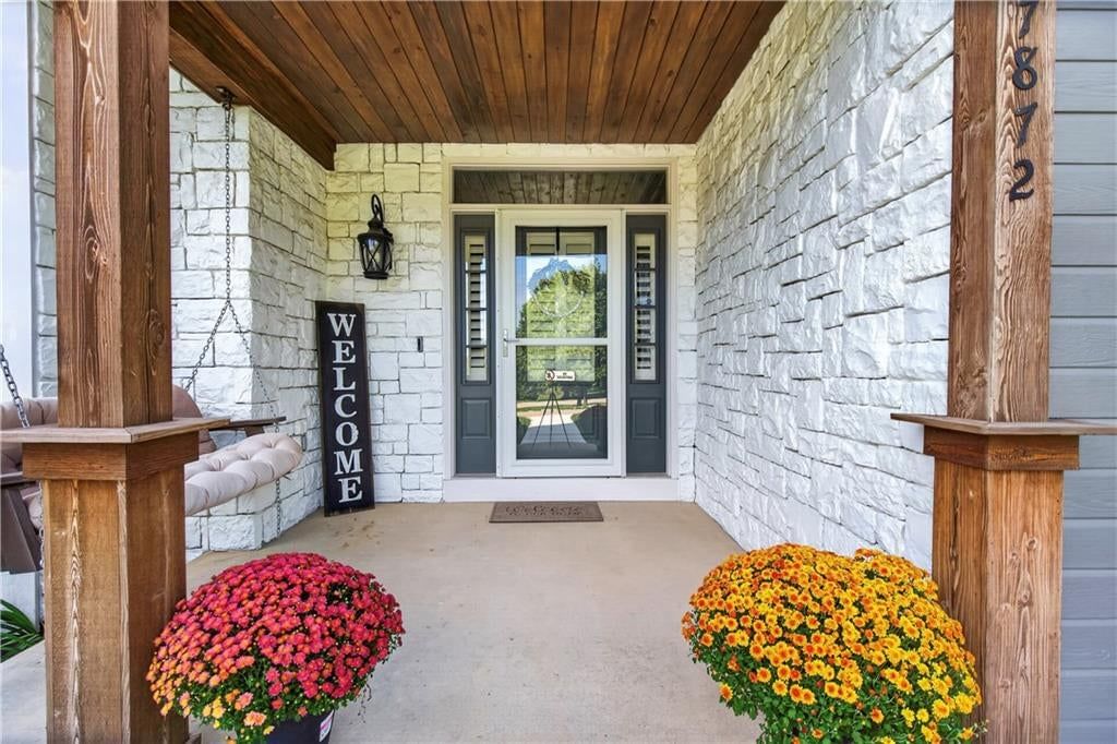17872 CODY Street — photo 6