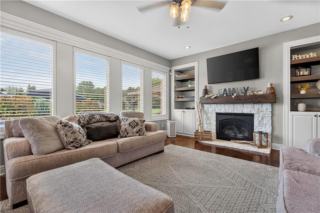 17872 CODY Street — photo 9