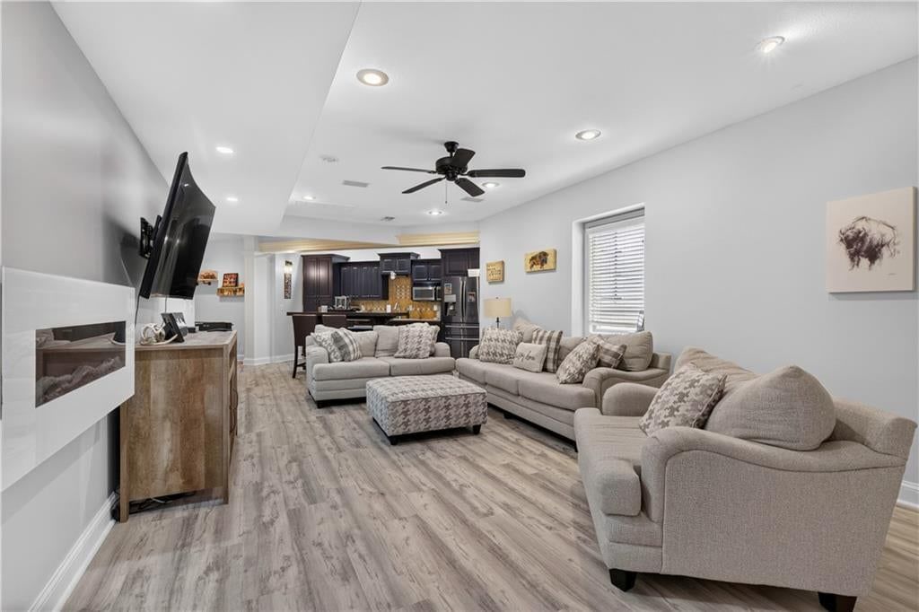 17872 CODY Street — photo 41