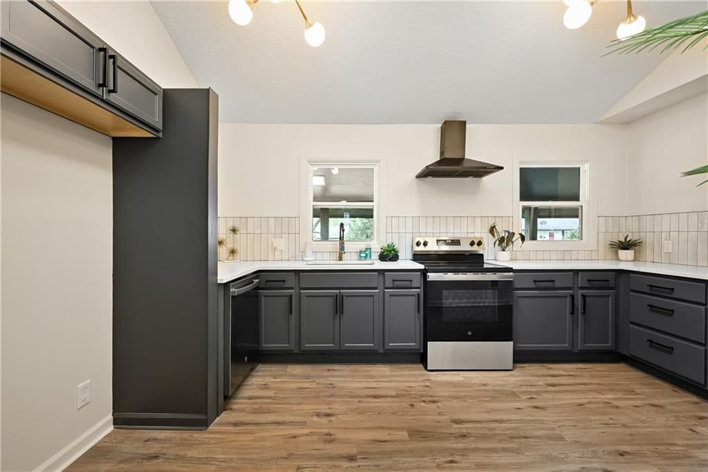 Photo 10 of 21, 4320 MAGGIE Lane, Kansas City, KS 66102