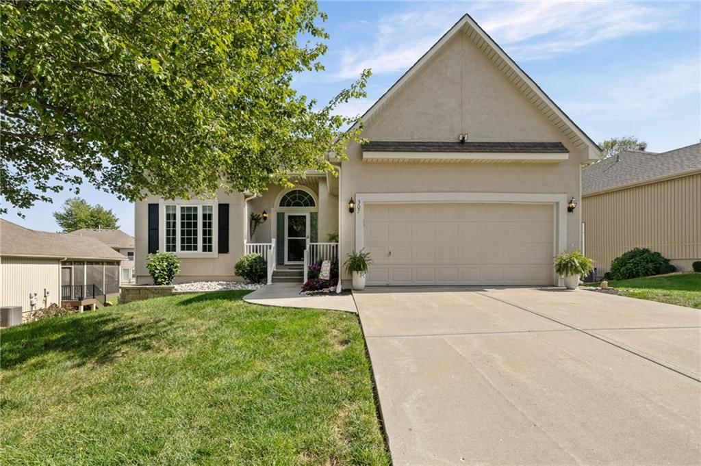 307 Alexander Creek Court — photo 1