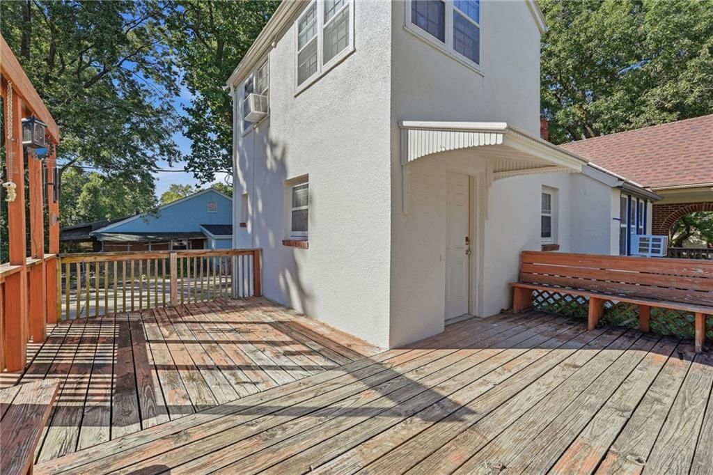 Deck at 9009 E 68th Street, Raytown, MO 64133
