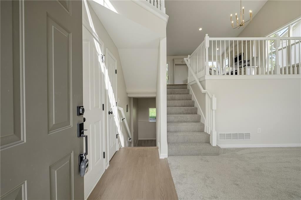 16664 W 155TH Terrace — photo 4