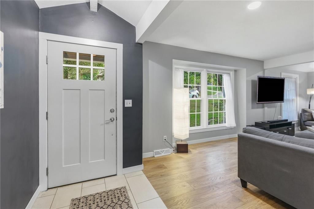 7209 W 54th Street — photo 3