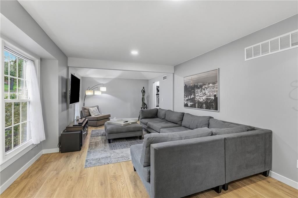 7209 W 54th Street — photo 5